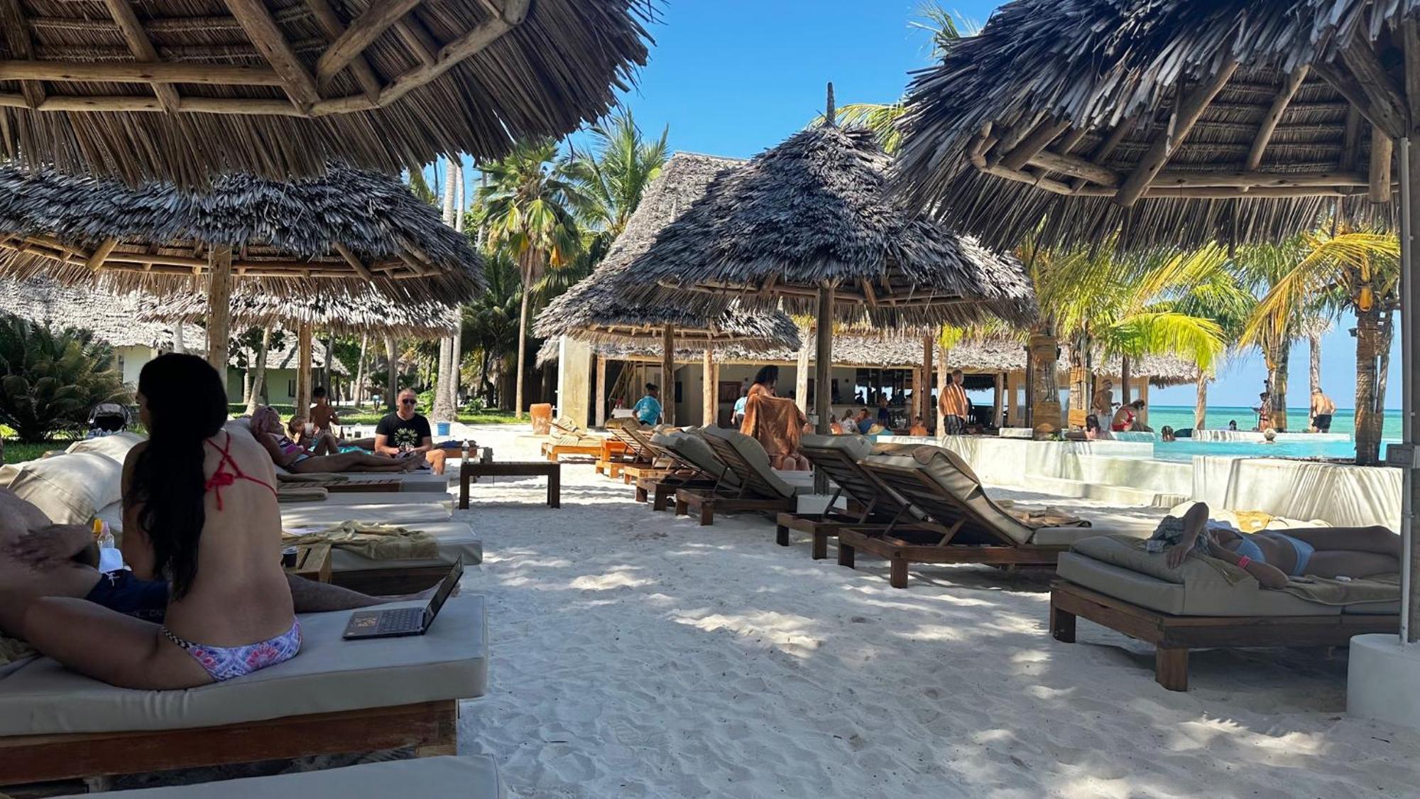 Ndame Paje Hotel Exterior photo